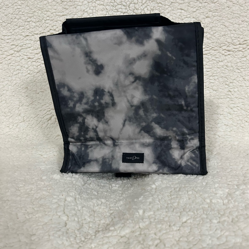 Tie-dye Fold-over Lunchbox - Picture 2 of 3